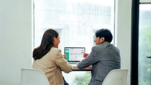 Jangan Pakai Aplikasi POS Sebelum Baca Ini – Nomor 1 Bikin Omzet Naik 200%!